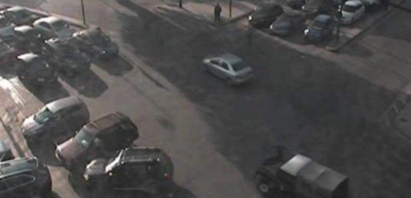 ليلة رعب في "الشفروليه"… سيارة مجهولة تمطر محلًا بالرصاص