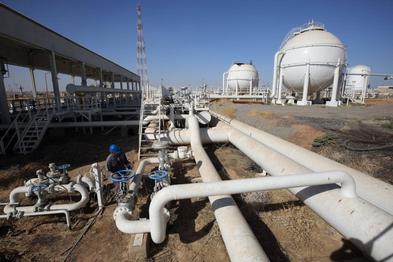 العراق يعلن "القوة القاهرة"… النفط في قلب العاصفة