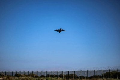 لندن تضع قواعدها في قلب المواجهة… ضوء أخضر لضرب مواقع إيرانية