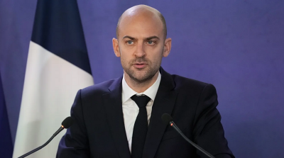 بارو يحذر: لا نهاية قريبة... والشرق الأوسط على صفيح ساخن