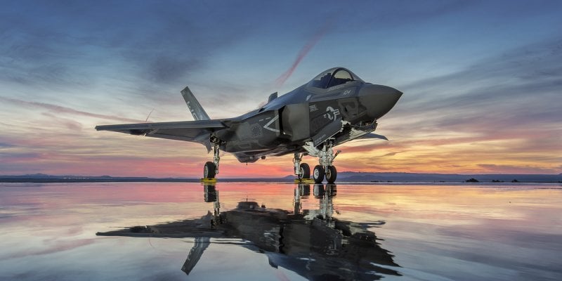 F-35 تهبط اضطرارياً بعد مهمة قتالية… غموض يحيط بالحادثة