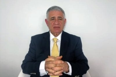 خريطة طريق على حافة الاستقرار لبنان بين تجنب الفصل السابع تعقيدات تتجاوز الحدود ماكرون في قلب المشهد
