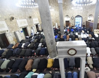 عيدٌ تحت وطأة الحرب… رسائل تضامن ووحدة من منابر لبنان