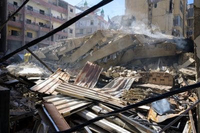 المشهد العسكري يتأرجح ميدانيًا… قيود جوية وتصعيد بري متواصل