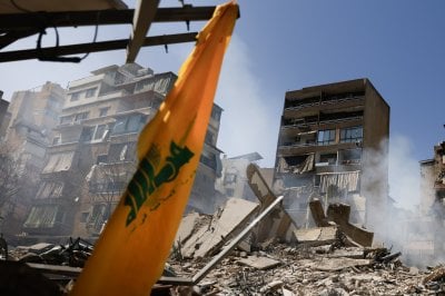 بعيون إسرائيلية: كيف تتآكل صورة حزب الله في لبنان؟
