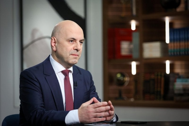 ازدواجية حاصباني المكشوفة: صمت قبل الفضيحة واعتراض بعدها
