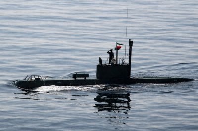 الغواصات القزمة: سلاح إيران الخفي في معركة هرمز
