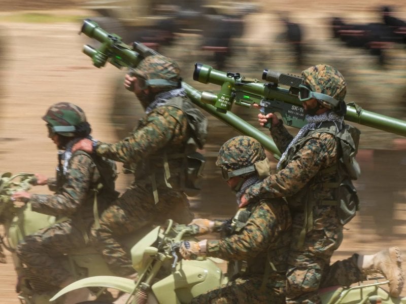 إسرائيل تعلن أسر عنصرين من حزب الله ونقلهما للتحقيق