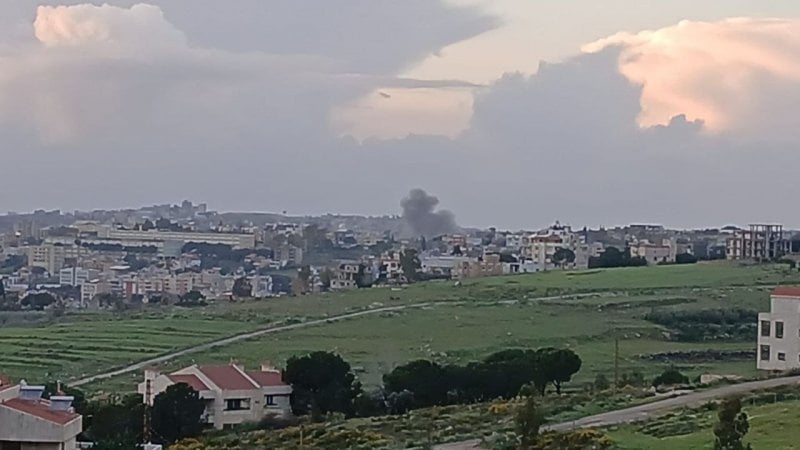 بعد القاسمية… غارات متتالية تضرب بلدات في الجنوب (فيديو)