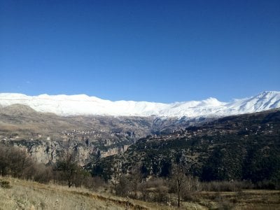 منخفض يضرب وآخر يلوح… أسبوع شتوي قاسٍ في لبنان بين أمطار رعدية وثلوج