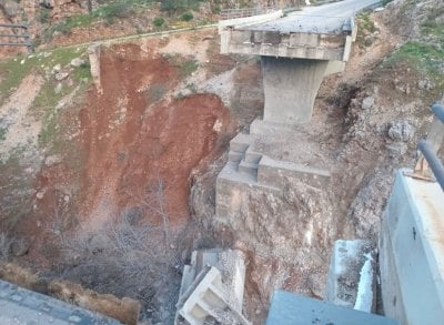 من الجنوب إلى الهرمل… الغارات تتمدّد وجسر الدلافة يُدمَّر بالكامل!