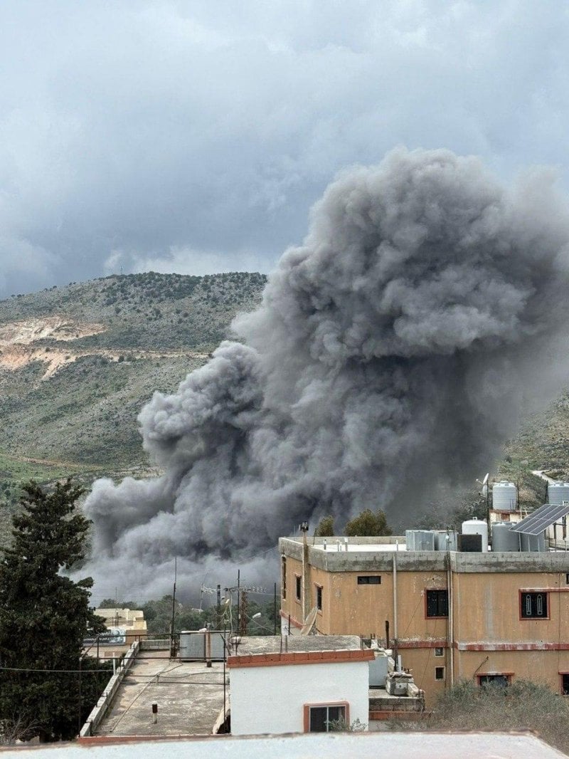 موقف كندي حازم… نزع سلاح 