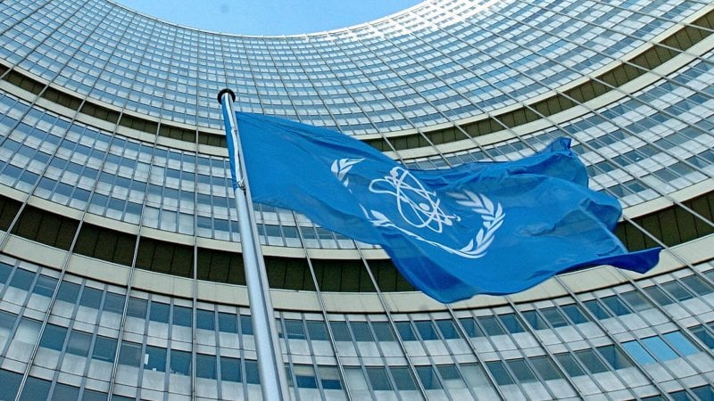 انسحاب كامل لخبراء الطاقة الذرية من إيران… وترقب لاستئناف التفتيش