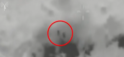 بعد إطلاق قذائف باتجاه قواتها… إسرائيل تنشر مشاهد القضاء على عناصر جنوباً (فيديو)