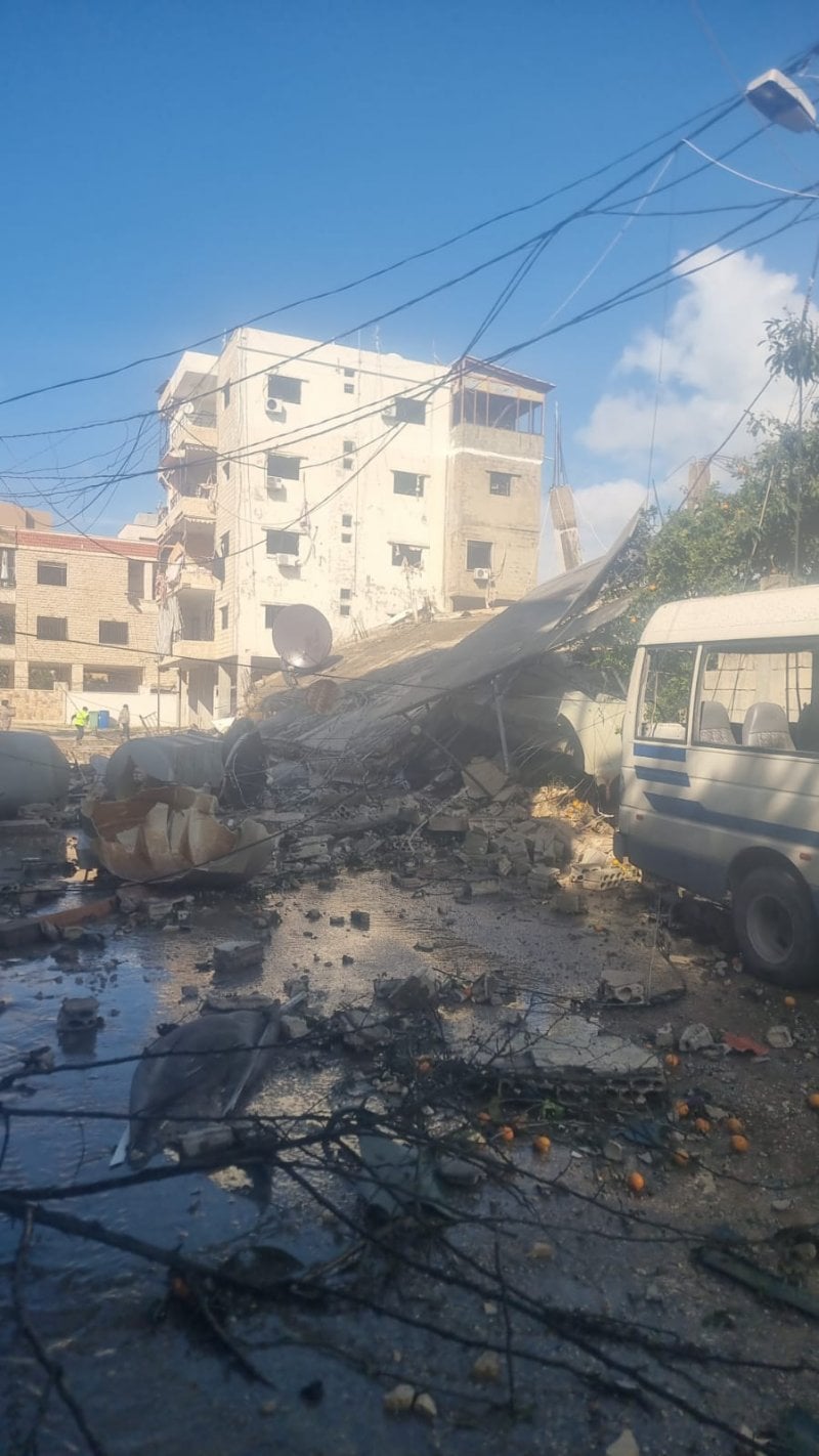 تصعيد متعدد الجبهات… غارات وتوغّل بري في الجنوب 