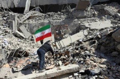 تواصل بمبادرة أميركية… طهران مستعدة للاستماع بشروط