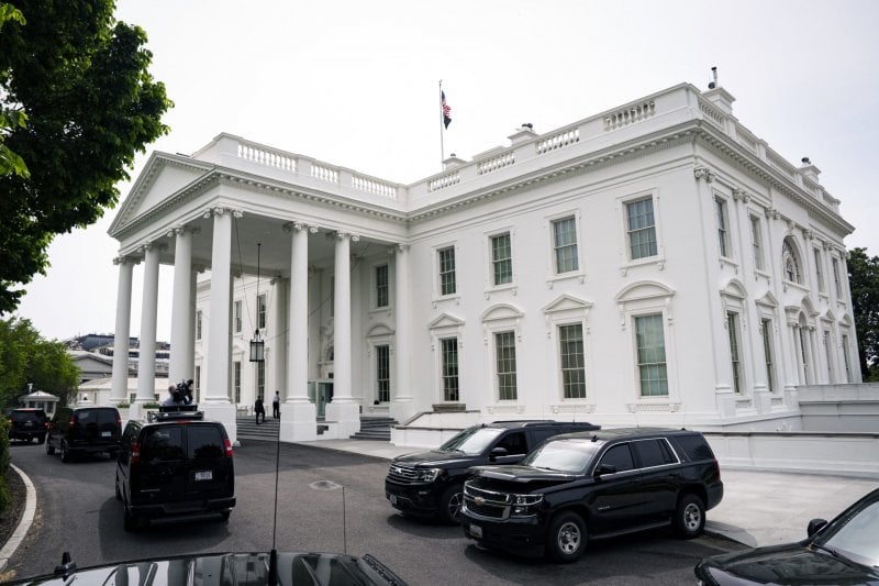 البيت الأبيض يتحفّظ على "خطة الـ15 بندًا"… وتحذيرٌ من "تسريبات مجهولة"