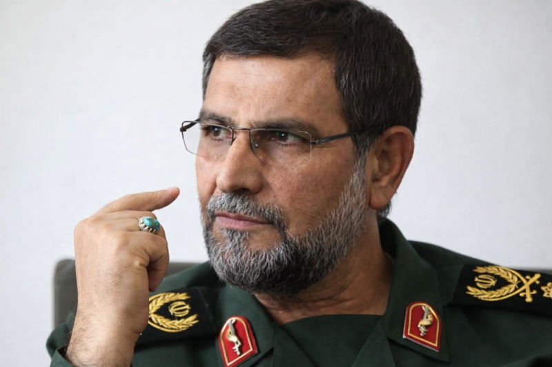 الرجل الذي أمسك بورقة المضيق… من هو تنكسيري؟