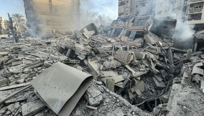 لبنان على حافة 