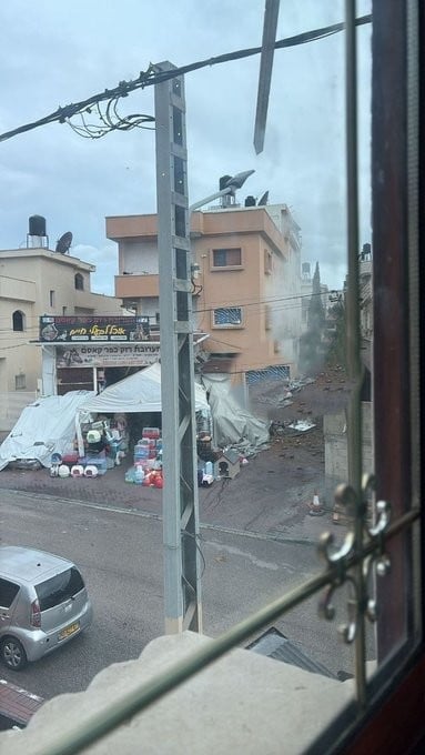 الهجوم الإيراني يتوسع… كفر قاسم ذات غالبية عربية تُستهدف (فيديو) 