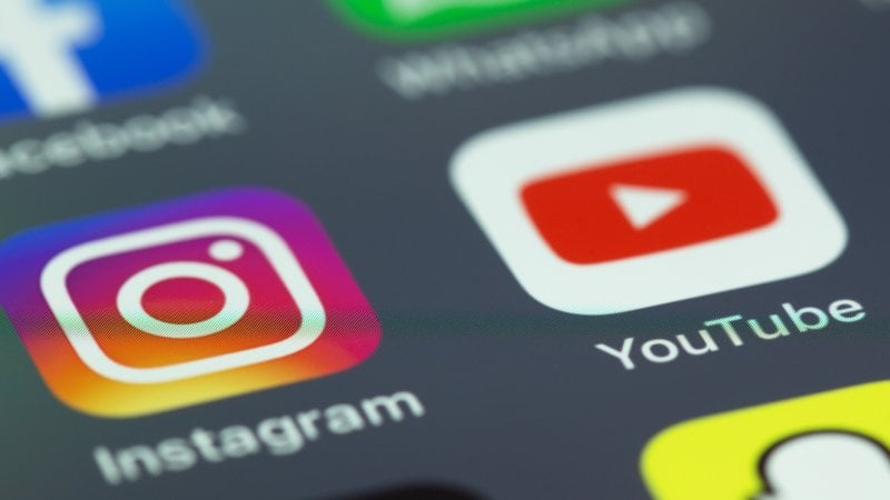 حكم تاريخي ضد "ميتا" و"يوتيوب" بسبب أضرار نفسية على مستخدمين