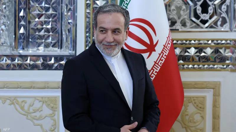 اتصالات مكثفة لاحتواء الحرب… عراقجي ينتقد ازدواجية واشنطن