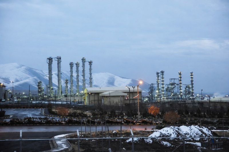 إسرائيل تقصف مفاعل آراك… اتهام لطهران بمحاولة إنتاج البلوتونيوم