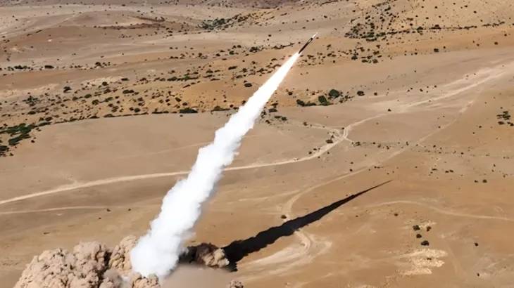 عقب هجمات الحوثيين… إسرائيل تلوّح بحرب "متعددة الجبهات"