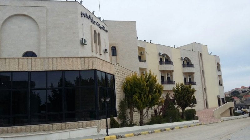 استهداف صحي خطير… شهيدان داخل مستشفى حكومي (فيديو)