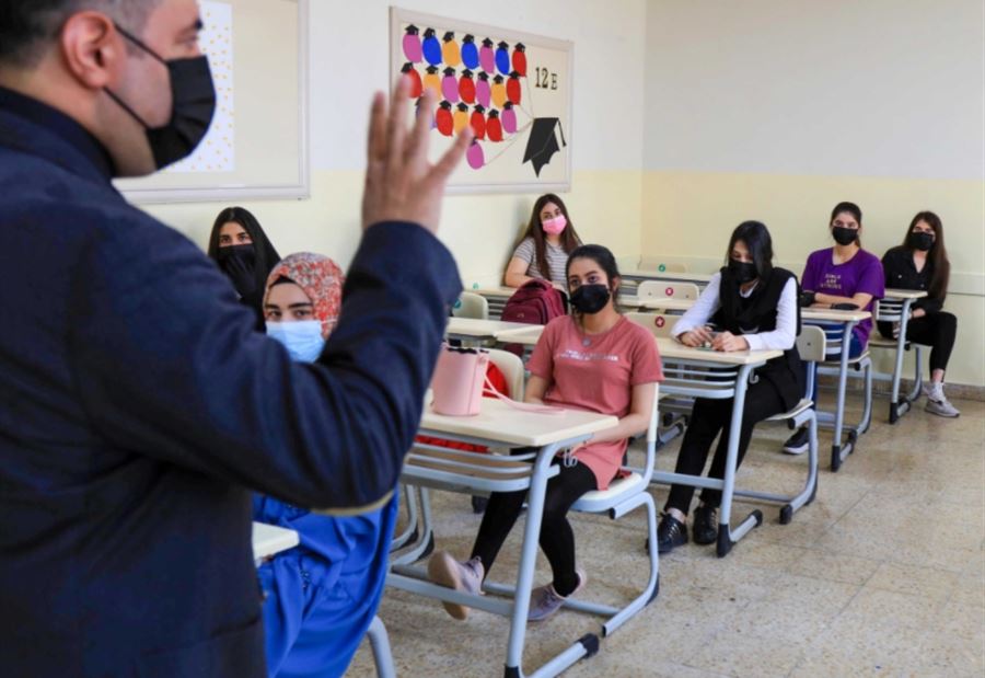 بعد نتيجة الإمتحان... طالبة عراقية تحرق نفسها 