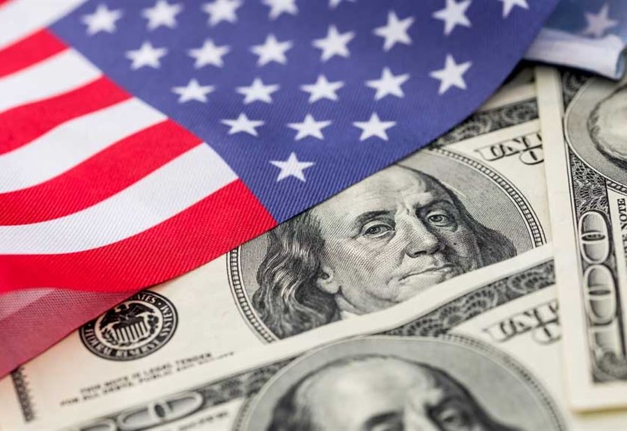الإنتخابات الأميركية... الدولار يتراجعُ والذهب يرتفع