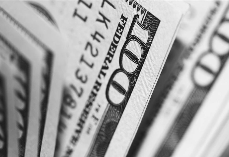 "الخطة الإقتصادية" تستند إلى سعر 3500 ليرة للدولار