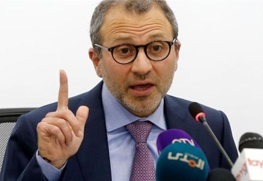 باسيل يُغرّد بالفرنسية: لبنان يقف إلى جانب فرنسا