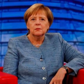 ميركل ترفض اقتراحا أوروبيا ميركل ترفض اقتراحا أوروبيا