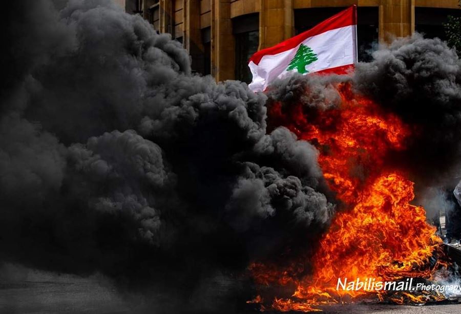 "لبنان عالقٌ ما بين فوضى الداخل وعدوان الخارج" "لبنان عالقٌ ما بين فوضى الداخل وعدوان الخارج"