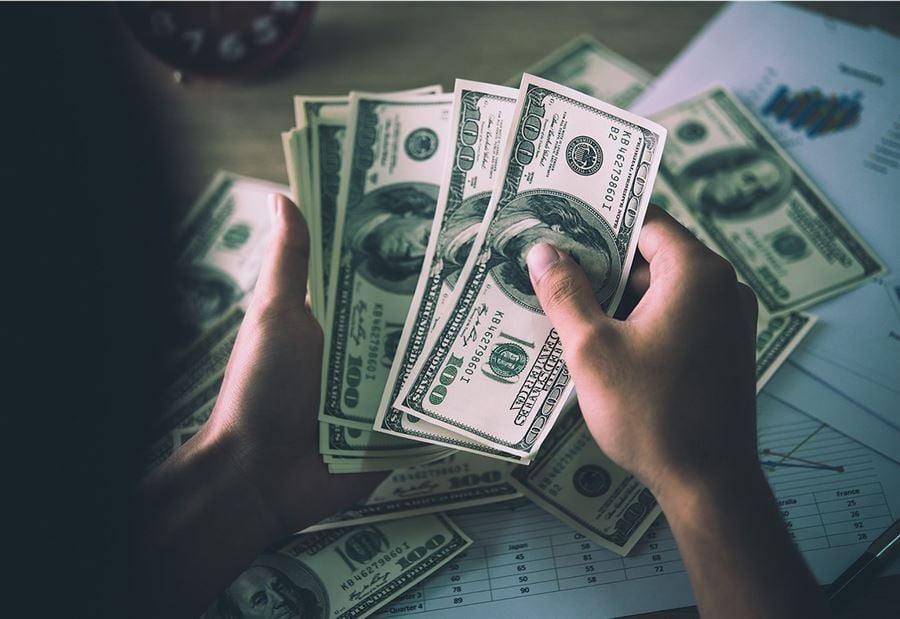 دولار السوق السوداء... كيف إفتتح اليوم؟