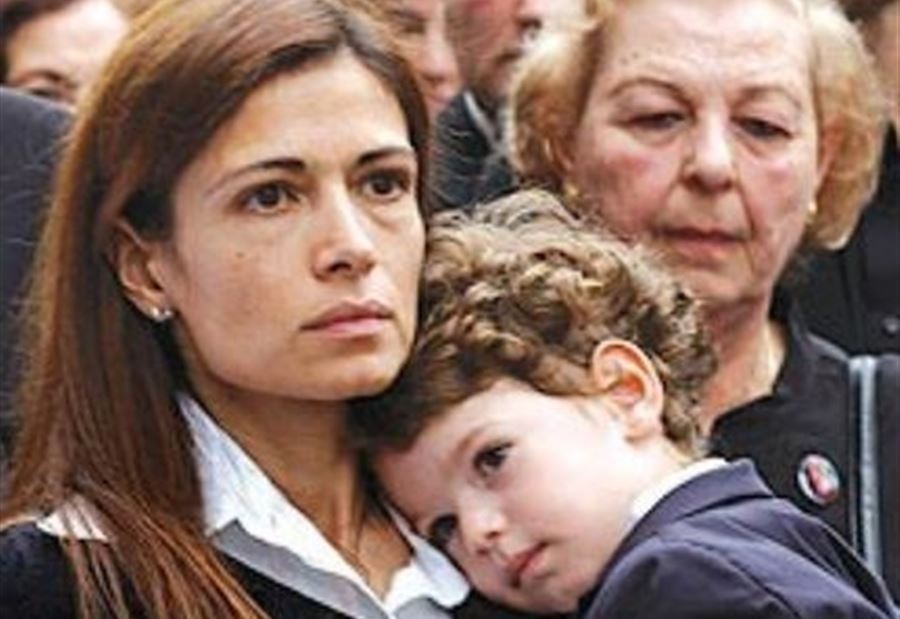 منذ 13 سنة... زوجة الشهيد فليحان تطلب مقابلة سعد الحريري!