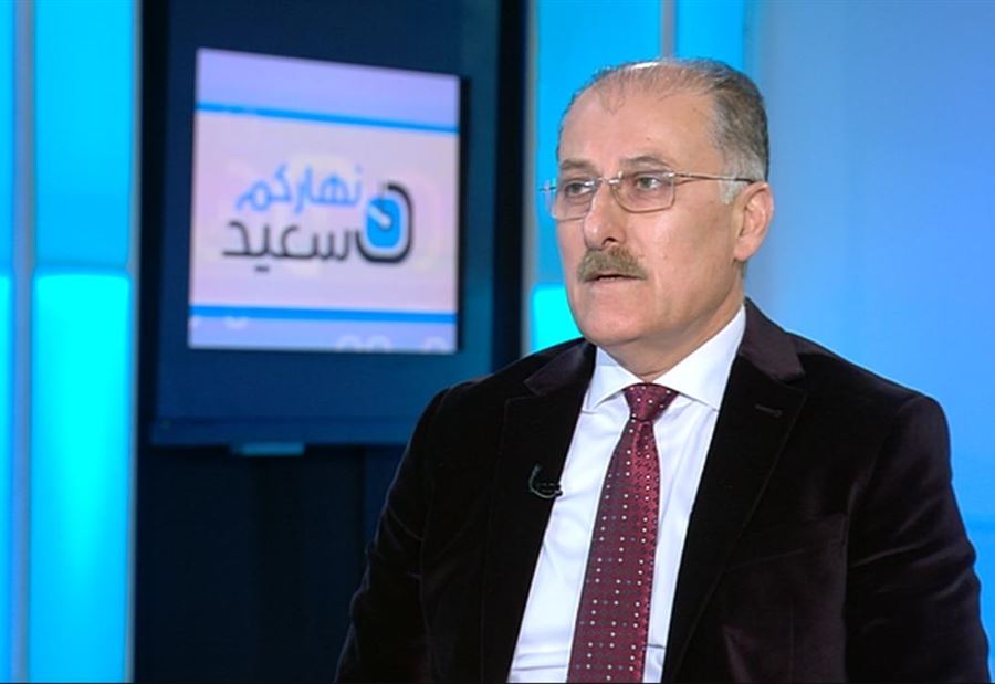 عبدالله يتحدث عن ضغوط تمارس على "القضاء الأعلى"