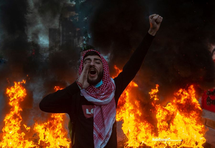 ندّابون على سولفيج التذمّر 