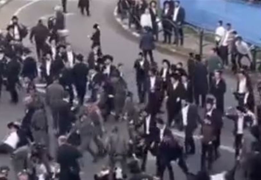 "نموت ولا نتجنّد"... توتر كبير بين الشرطة الإسرائيلية و"الحريديم"! (فيديو)