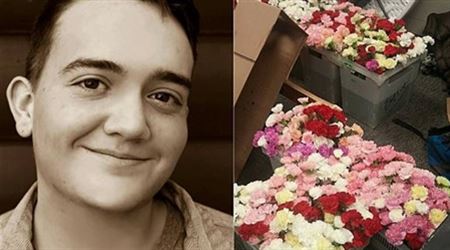 مراهق يحتفل بعيد الحب مع 900 فتاة