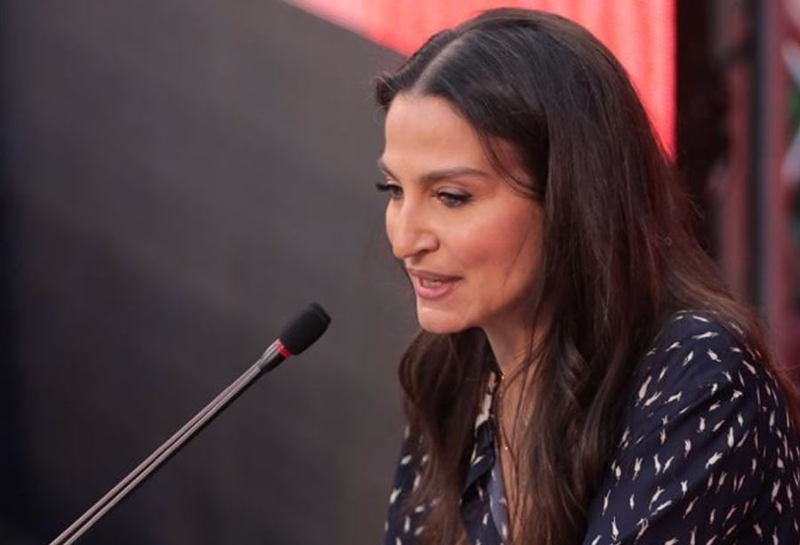 سكاف تُصوّب بوجه كل من طعن الحريري