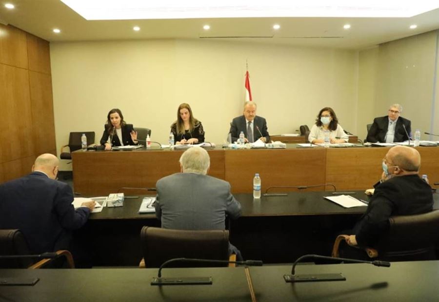 قانونُ "الشّراء العام" على طاولةِ اللّجنة النيابيّة قانونُ "الشّراء العام" على طاولةِ اللّجنة النيابيّة