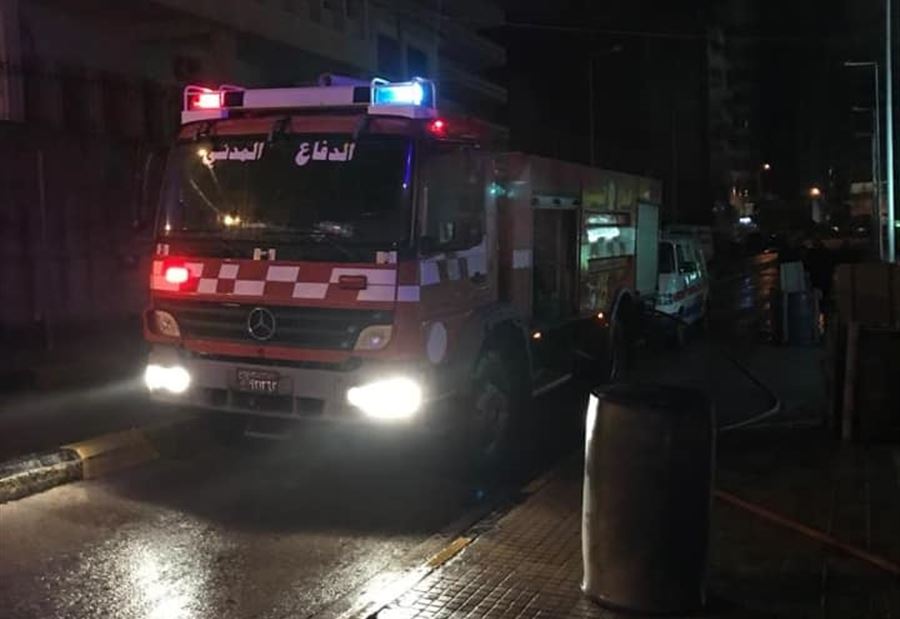 بالصورة: حريق داخل صالون للحلاقة في فردان