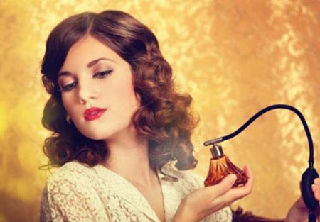 إتيكيت وضع العطور المفضلة لديكِ