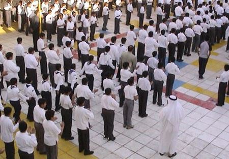 اضطرابات جنسية ومحاولات انتحار في مدارس الكويت