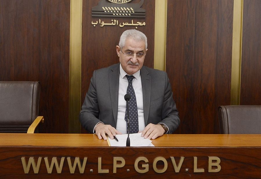 "إسرائيل جاهزة لخرق قواعد"... عطية يكشف عن خسائر الحرب الجارية