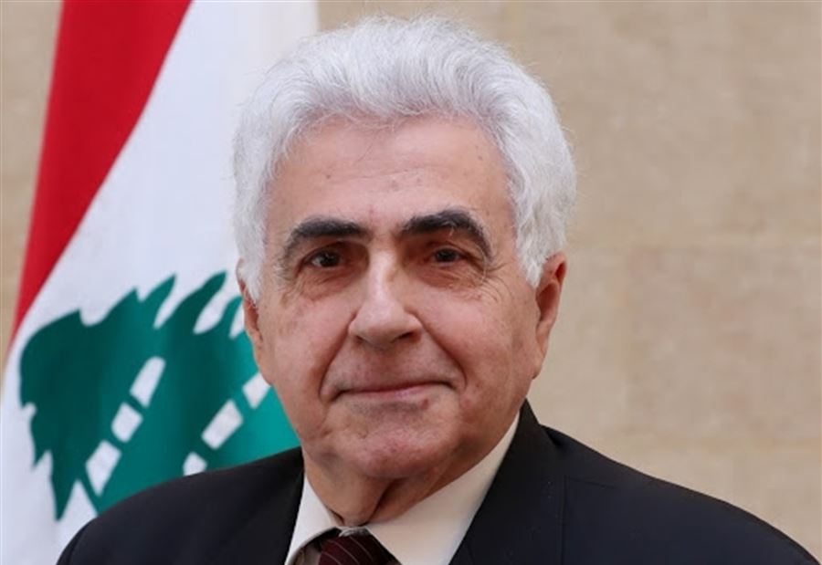 حتي متضامناً مع تونس