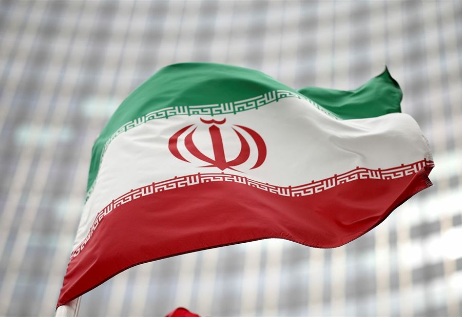 انفجار وحريق ضخم غرب طهران