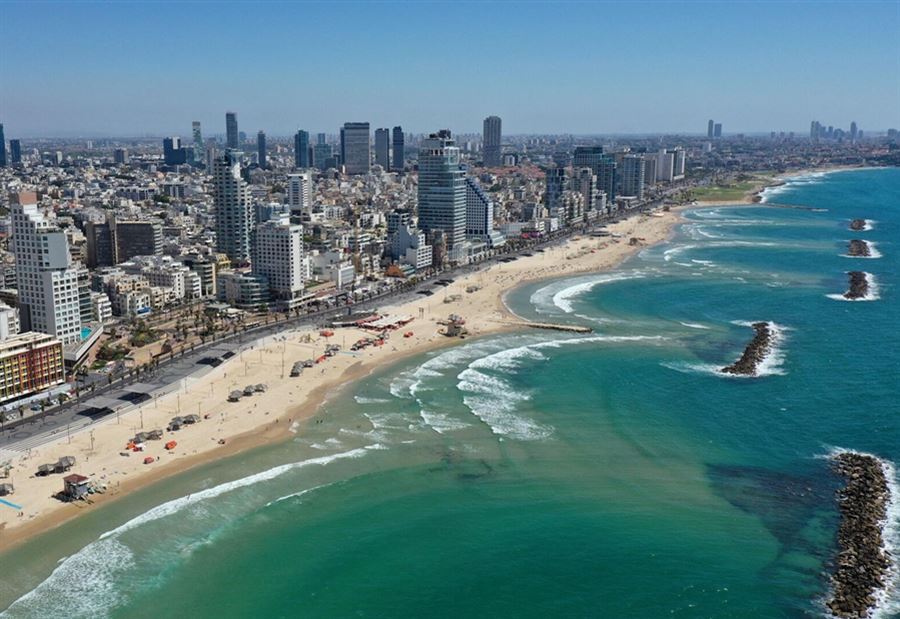 بالفيديو... حرق تمثال بن غوريون في تل أبيب 